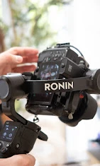 Une caméra pendant un tournage d'Alb's Agency